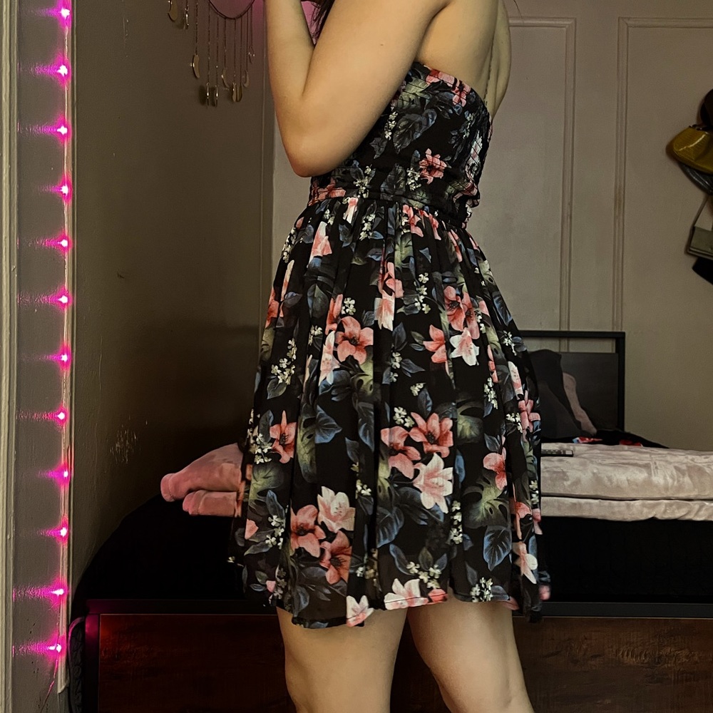 Hollister Sweet SummerDress - Picture 5 of 6